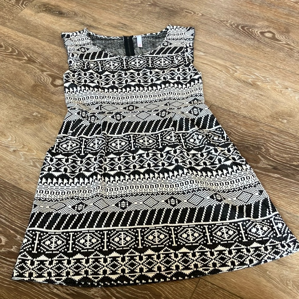 Xhilaration Dress Size Lg